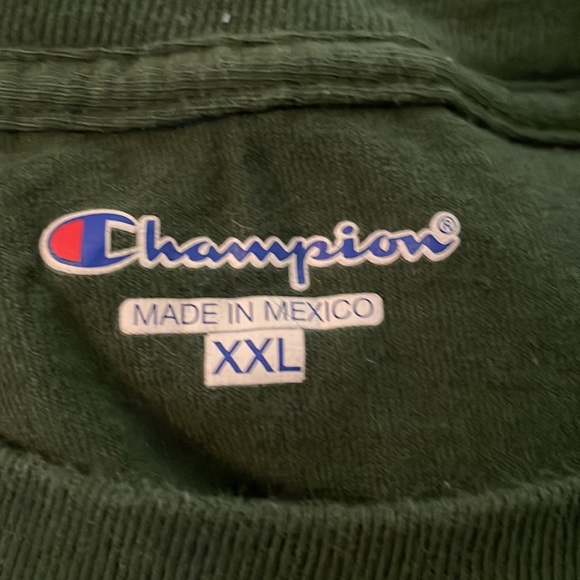 Champion forest green T shirt - Picture 4 of 4